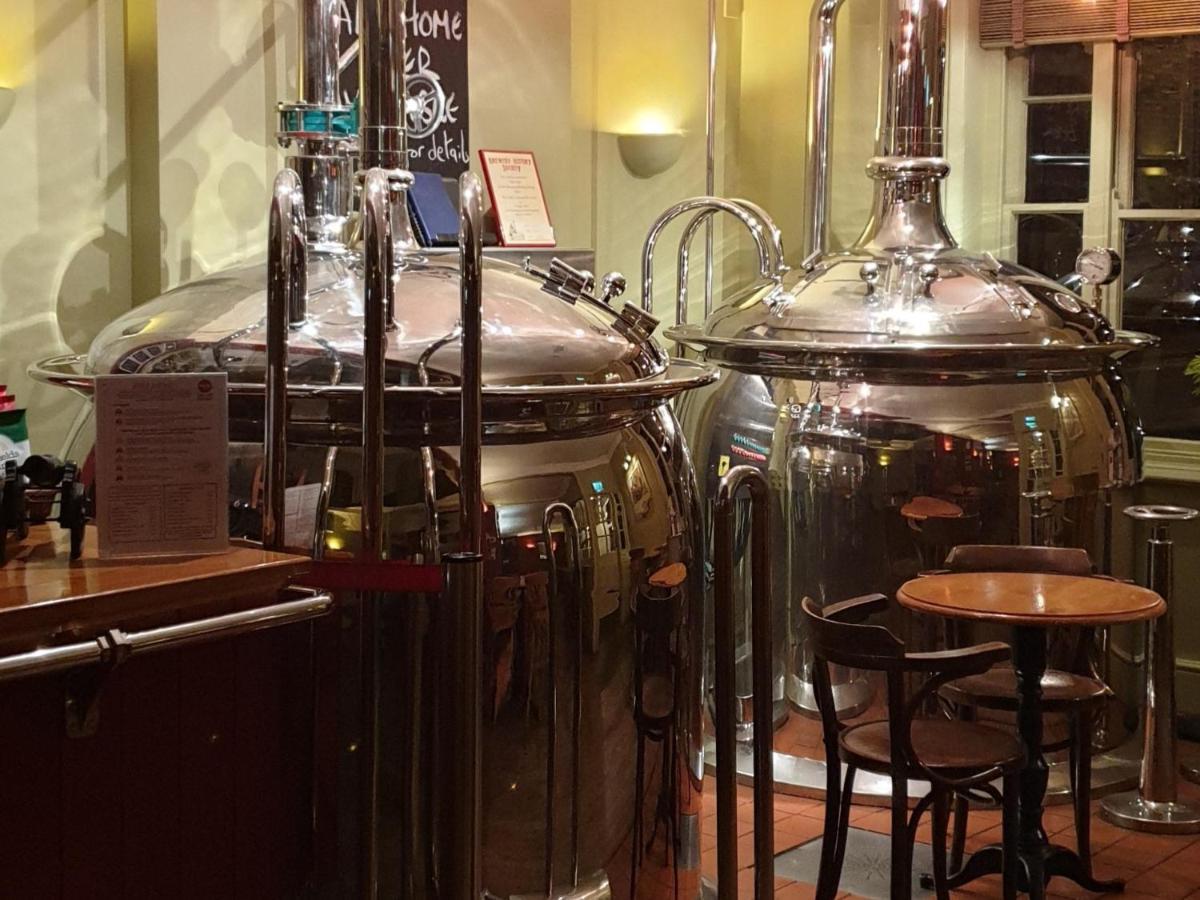 The Old Cannon Brewery Bury St. Edmunds Buitenkant foto